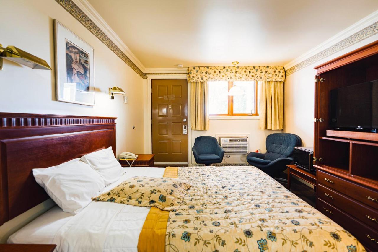 Auberge Harris Сен-Жан-сюр-Ришельо Екстериор снимка