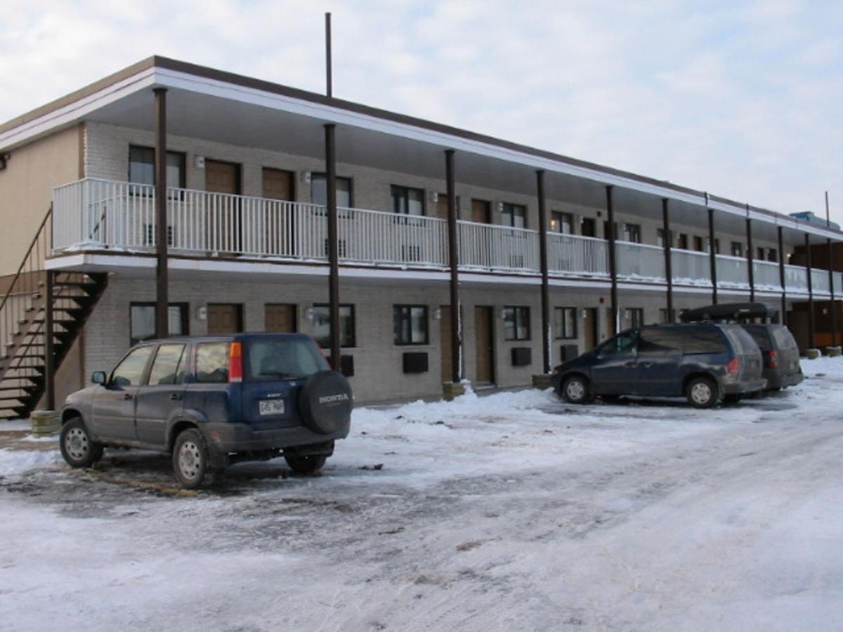 Auberge Harris Сен-Жан-сюр-Ришельо Екстериор снимка